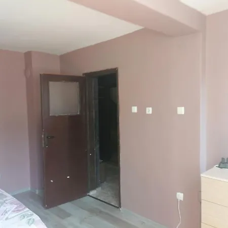 кирил и методий Apartment *