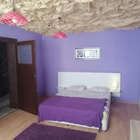 Apartment кирил и методий