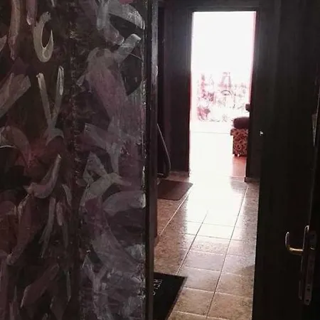 кирил и методий Apartment